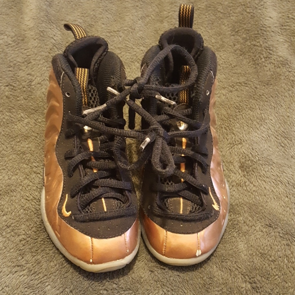 Nike foams (rosegold